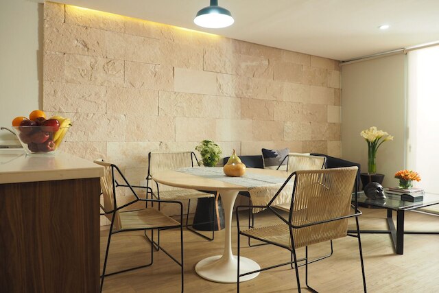 ハルディネス デ プーシキン バイ ザ ローカル ウェイ