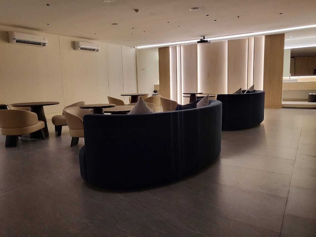 オウィ オテル ブティック