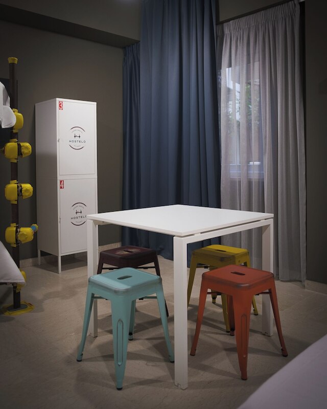 ホステロ ラグジュアリー ホステル