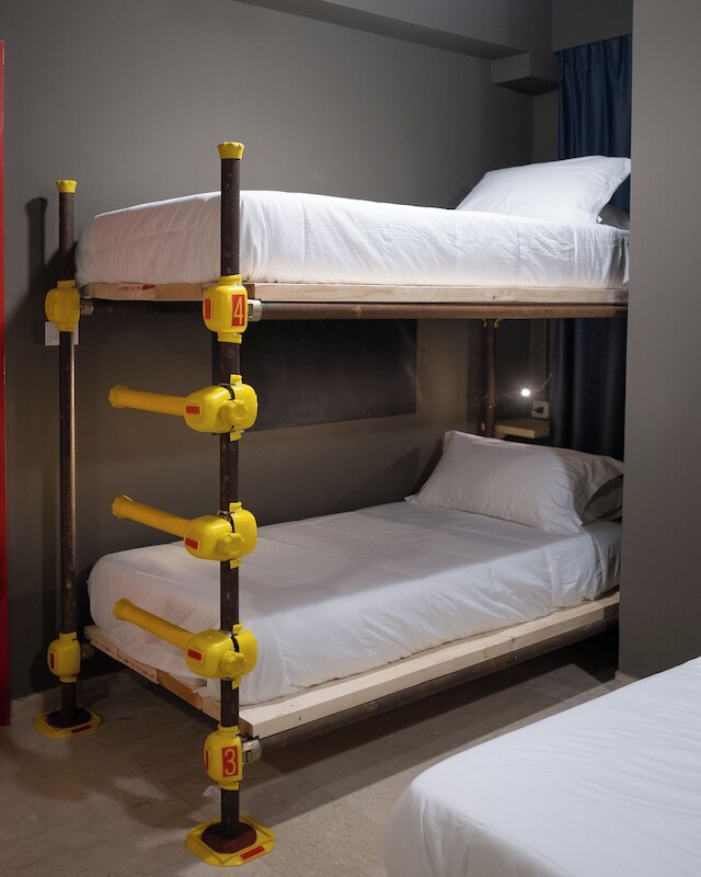 ホステロ ラグジュアリー ホステル