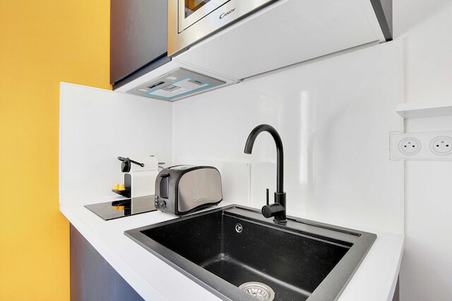 コージー スタジオ - 2P - クリニャンクール