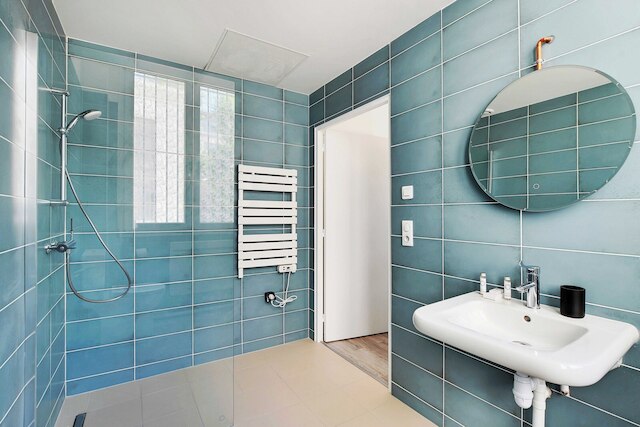 コージー スタジオ - 2P - クリニャンクール