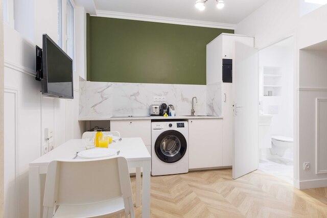 チャーミング アンド ピースフル スタジオ - 2P - ピガール