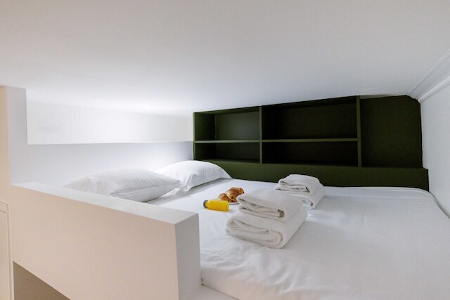 チャーミング アンド ピースフル スタジオ - 2P - ピガール