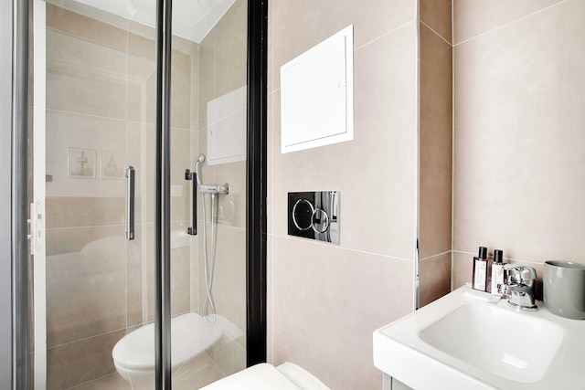 コンフォート フォー 2P ウィズ エアコン - ニア モンマルトル