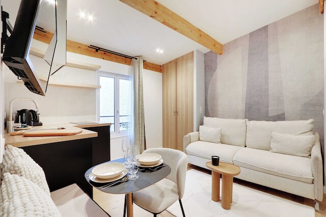 コージー スタジオ ウィズ エアコン -2P- サクレ・クール モンマルトル