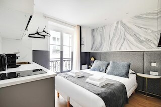 モダン スタジオ フォー 2P ウィズ エアコン - ニア モンマルトル