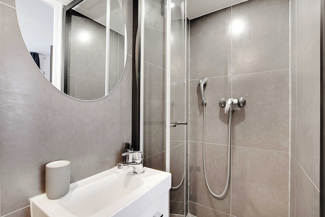 モダン スタジオ フォー 2P ウィズ エアコン - ニア モンマルトル