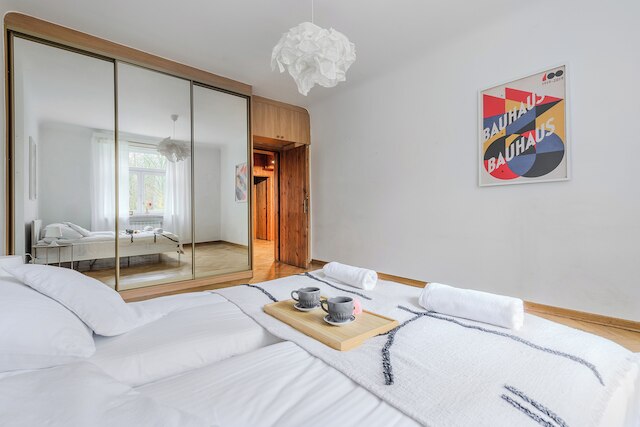 ショートステイポーランド サラ B170