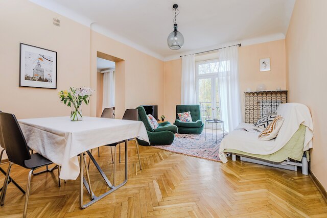 ショートステイポーランド サラ B170