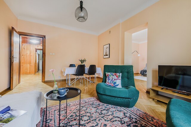 ショートステイポーランド サラ B170