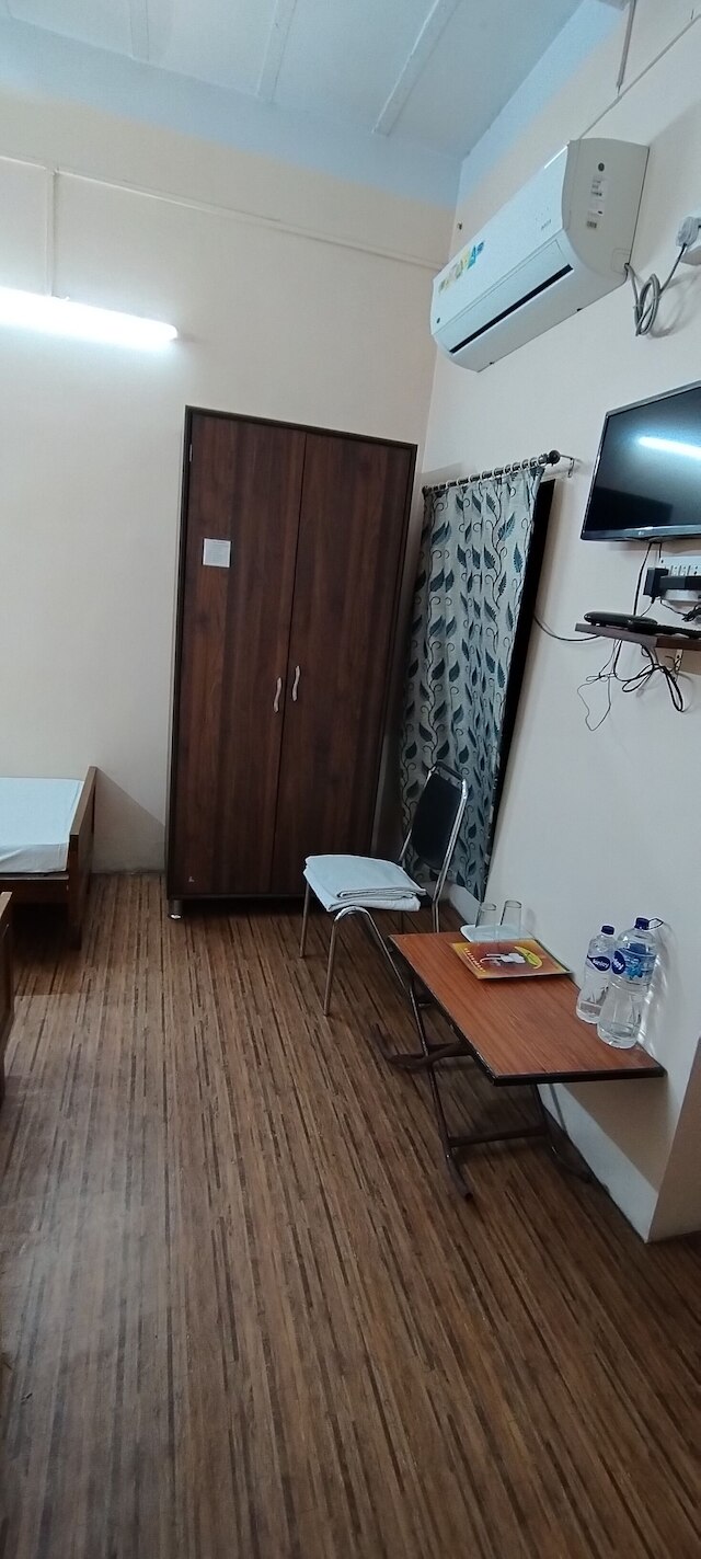 ショー ゲスト ハウス