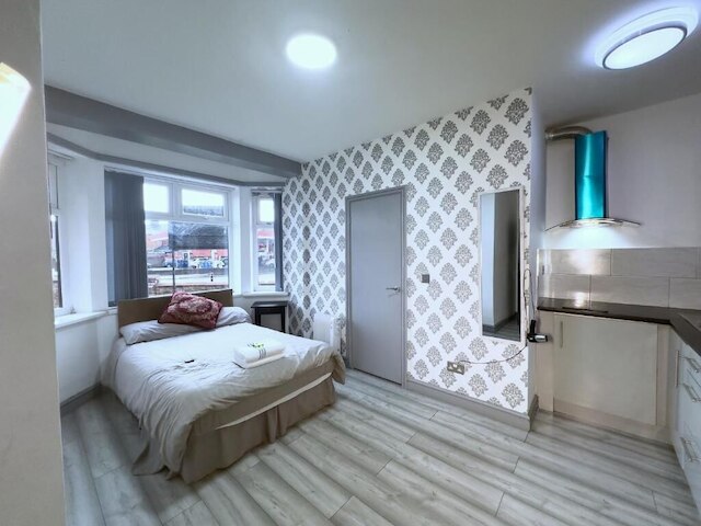 ヒルズ ビュー アパートメンツ