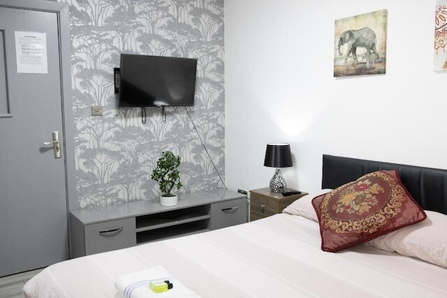 ヒルズ ビュー アパートメンツ