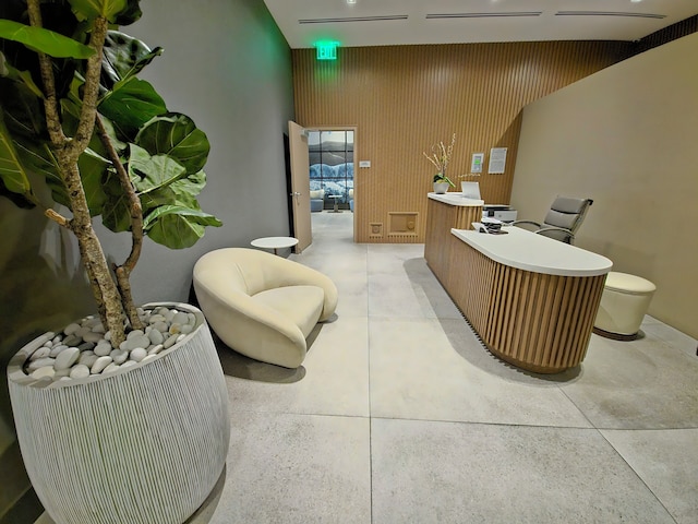 フリー パーキング スマート ブリッケル コンドス