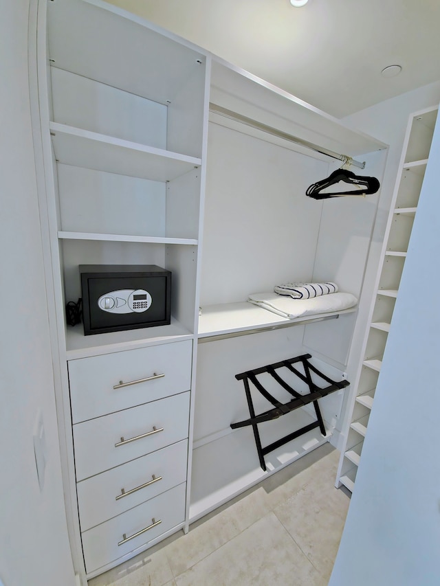 フリー パーキング スマート ブリッケル コンドス