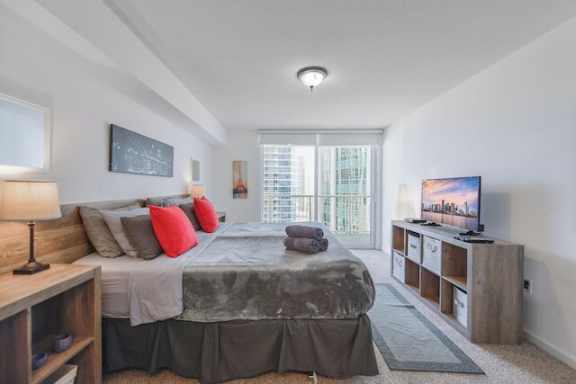 モダン コンドス ロケーテッド イン ブリッケル