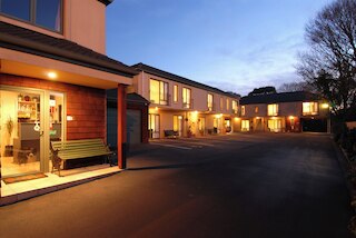 コーテシー コート モーテル