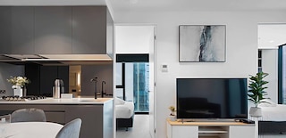 ルミナ ステイズ - ビクトリア ワン