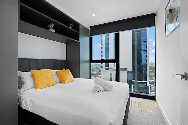 ルミナ ステイズ - ビクトリア ワン