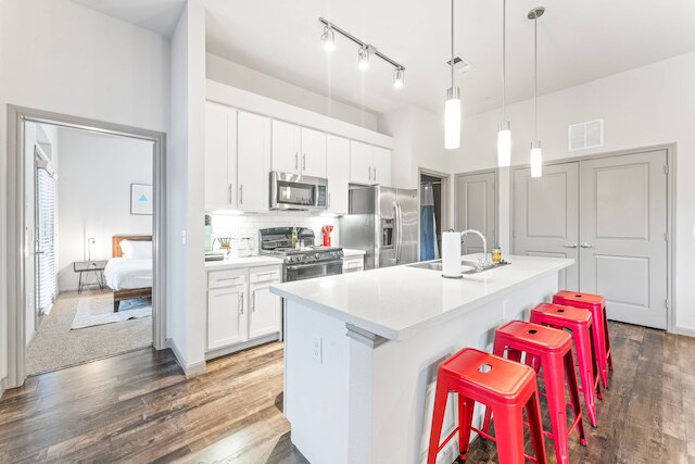 コージー 2 ベッドルーム スイート クローズ トゥ ダウンタウン ウィズ ファスト WiFi