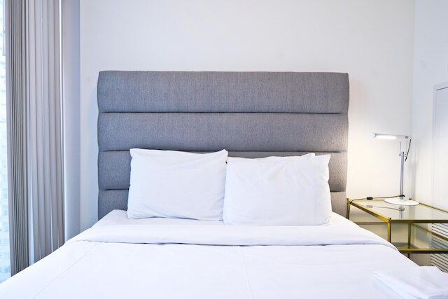 リベットステイズ - ザ スタジオズ