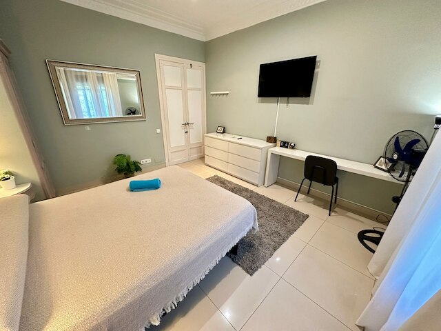 ルームズ グラン ビア