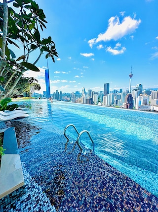 アクソン スイート ニア パビリオン