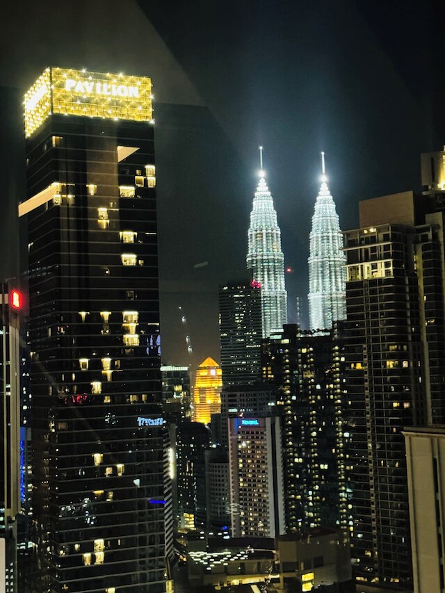 アクソン スイート ニア パビリオン