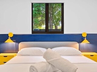 スリーク モダン マイアミ ゲッタウェイ ウィズ プール オアシス