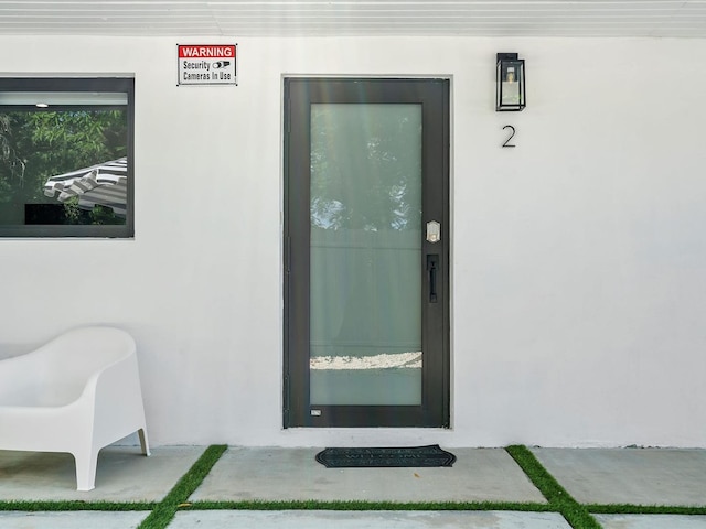 フレッシュ モダン ウィズ プール オアシス