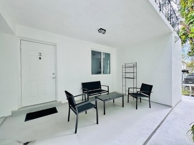 アーバン エレガンス キング ベッド フリー パーキング