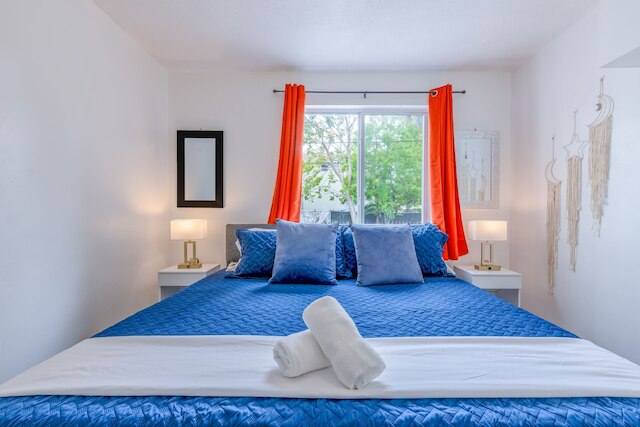 アーバン エレガンス キング ベッド フリー パーキング