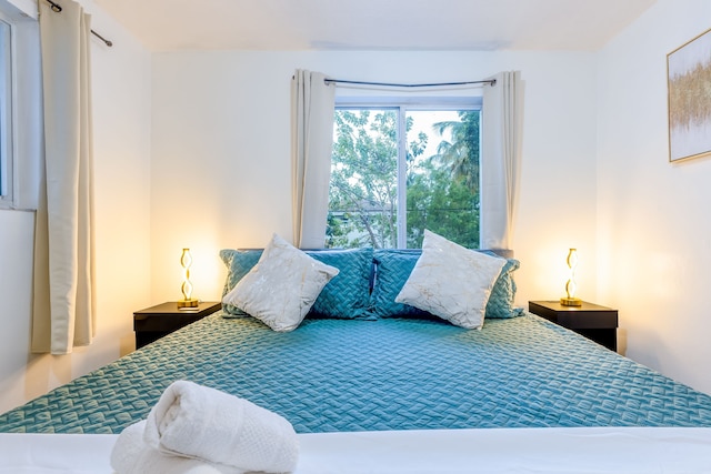 ブック ナウ アンド エンジョイ ア トップ マイアミ ロケーション