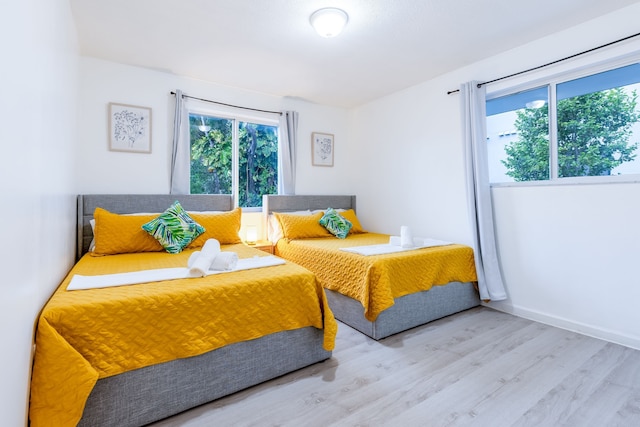 ブック ナウ アンド エンジョイ ア トップ マイアミ ロケーション