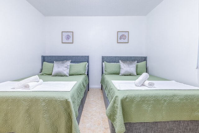 エンジョイ マイアミ トップ ロケーション フリー パーキング ブック ナウ