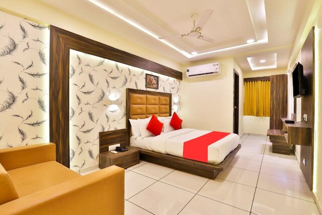 ゴルームゴー シルバーパレス アーメダバード