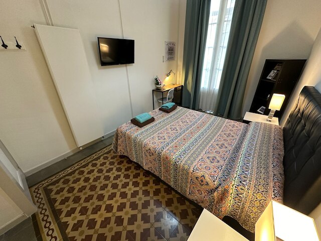 ルームズ ロジャー