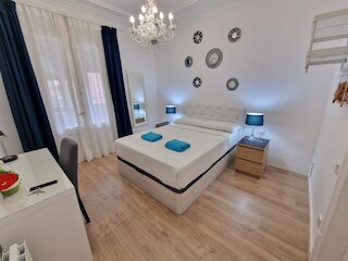 ルームズ フロール