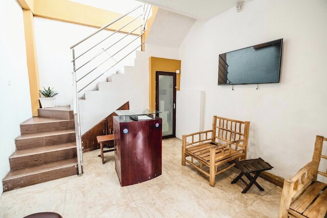 アイーナ ホームステイ