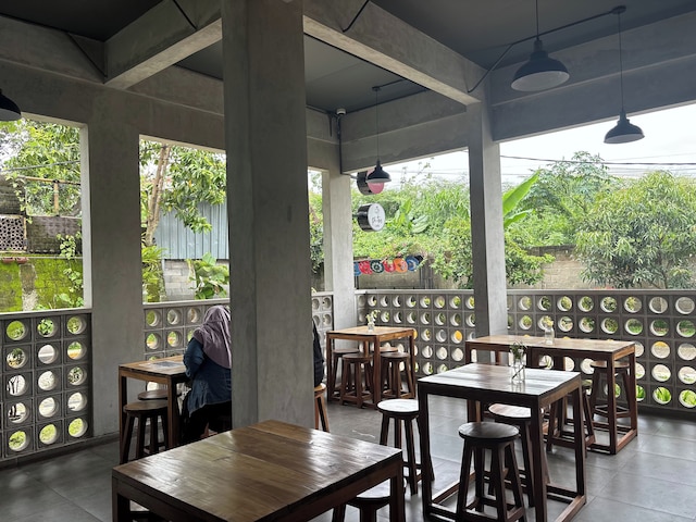 ザ クラスター ハリス