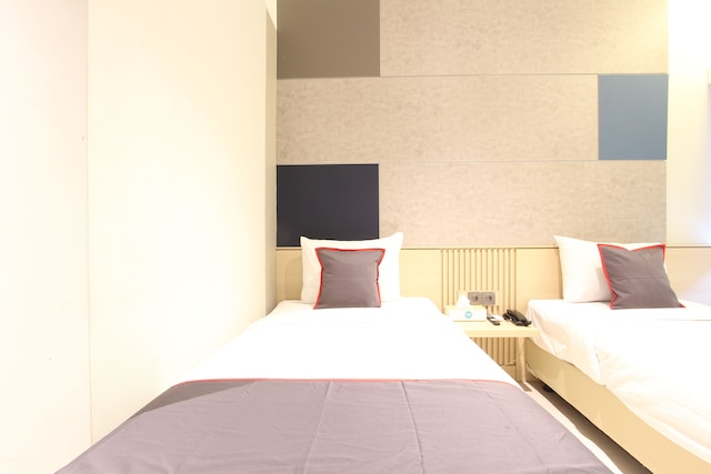 IXO オテル スマラン