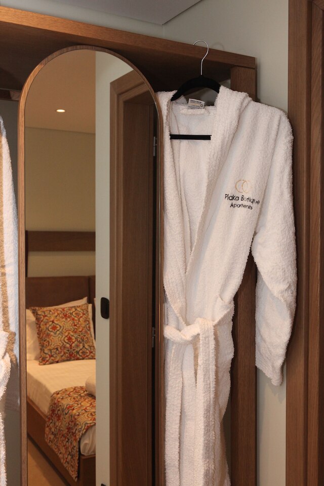 IPELHOME アヴィシニアス ブティック アパートメンツ