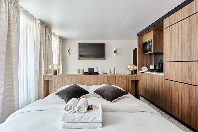 マグニフィセント アンド ニュー スタジオ ルーブル - パレ ロワイヤル