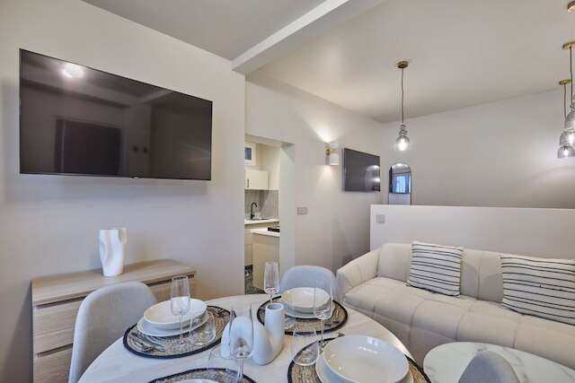 コージー アパートメント モンマルトル/ムーランルージュ