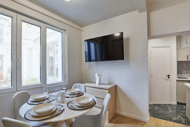 コージー アパートメント モンマルトル/ムーランルージュ