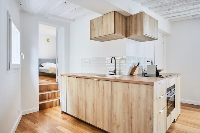 サブリム アパートメント サン ジェルマン デ プレ