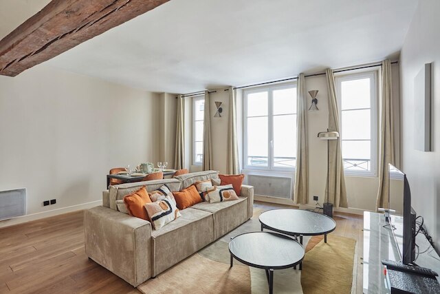 チャーミング アパートメント ミュゼ デュ ルーブル