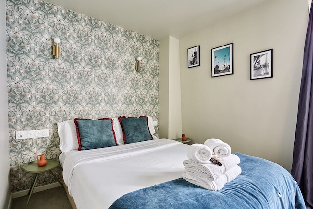 チャーミング スタジオ センター オブ パリ