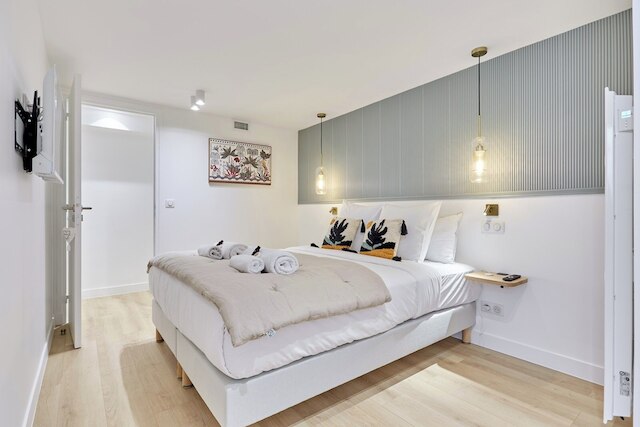 スーパー エアコン アパートメント パリ センター ブルス プレイス